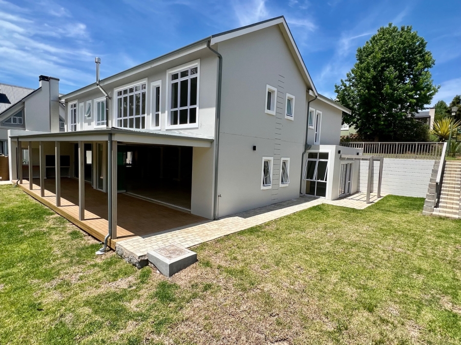 5 Bedroom Property for Sale in Heather Park Western Cape